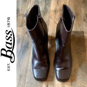 G.H. Bass & CO Sicily Brown Boots Size 9M